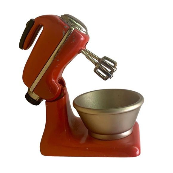 Quartz Breeze Miniature Novelty Collector’s Kitchen Mixer Decorative Clock Red - Picture 5 of 9